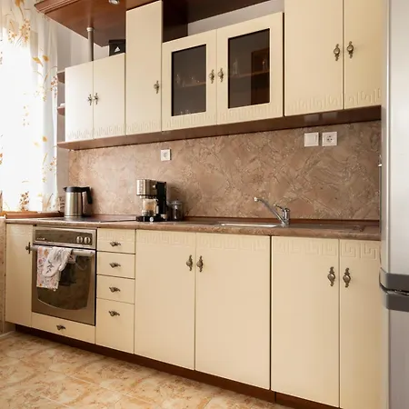 бонев Apartment *